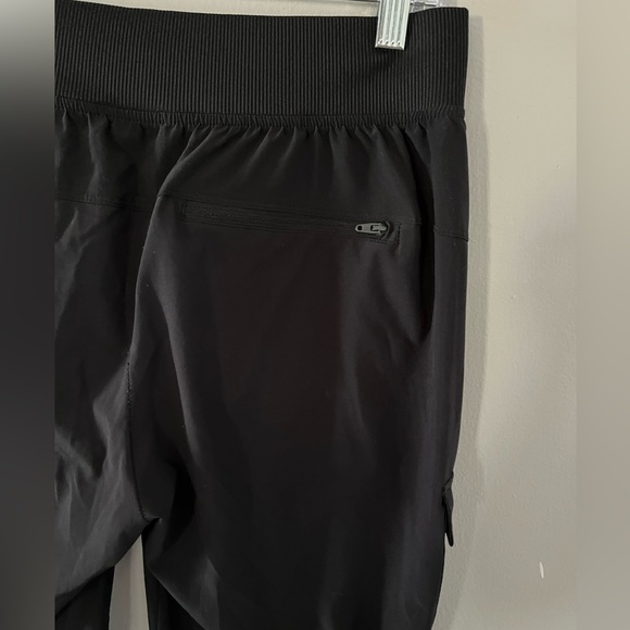 All in motion woman’s pants. Size S - Picture 7 of 12